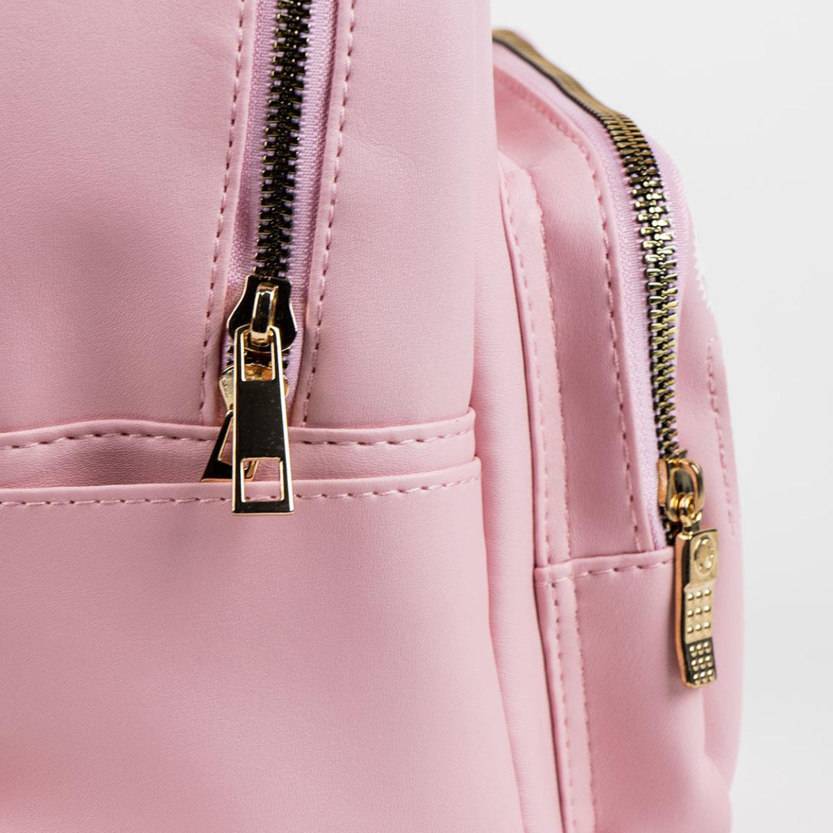 Barbie Freizeitrucksack Tasche Kunstleder – Fashion Accessoire