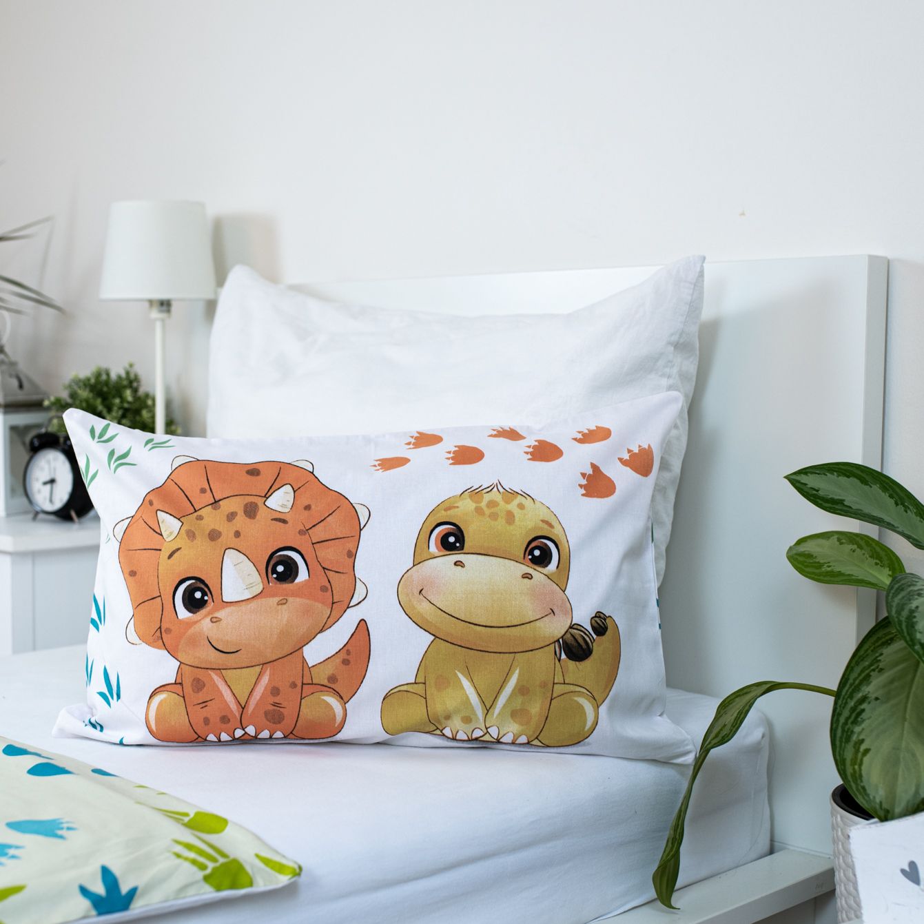 Kinder Bettwäsche mit Dino-Motiv – Bettbezug 100x135 cm & Kissenbezug 40x60 cm