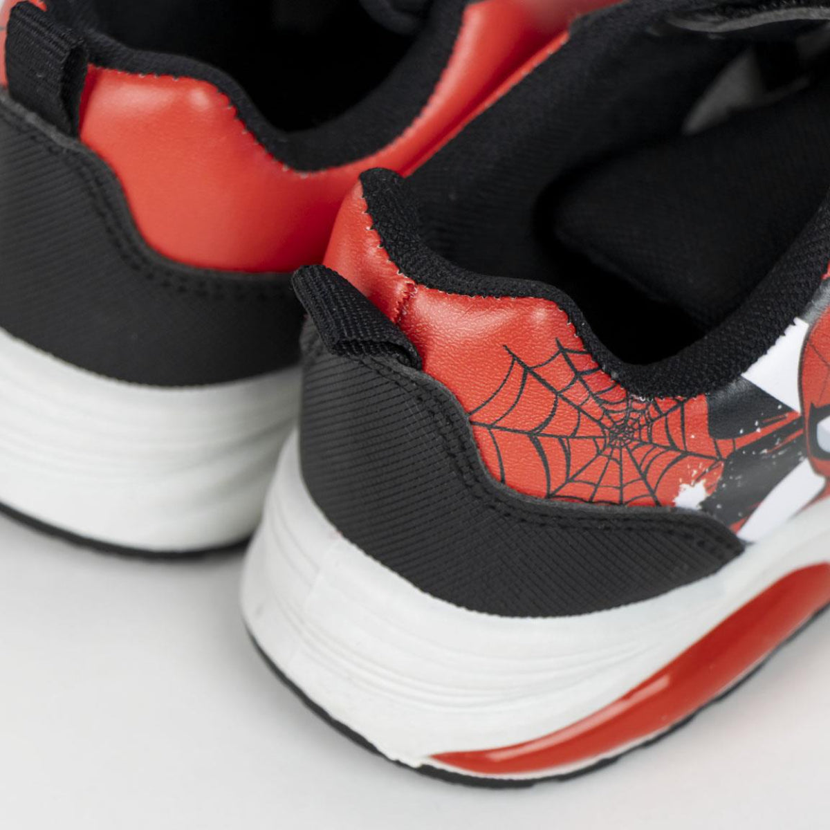 Marvel Spiderman Kinder Schuhe mit Licht Sneaker Freizeitschuhe