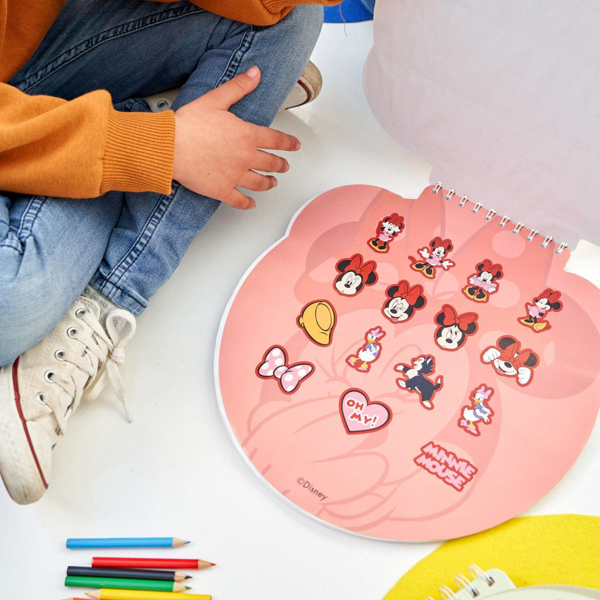 Disney Minnie Maus Heft – Farbiges Notizheft & Schreibheft für Mädchen