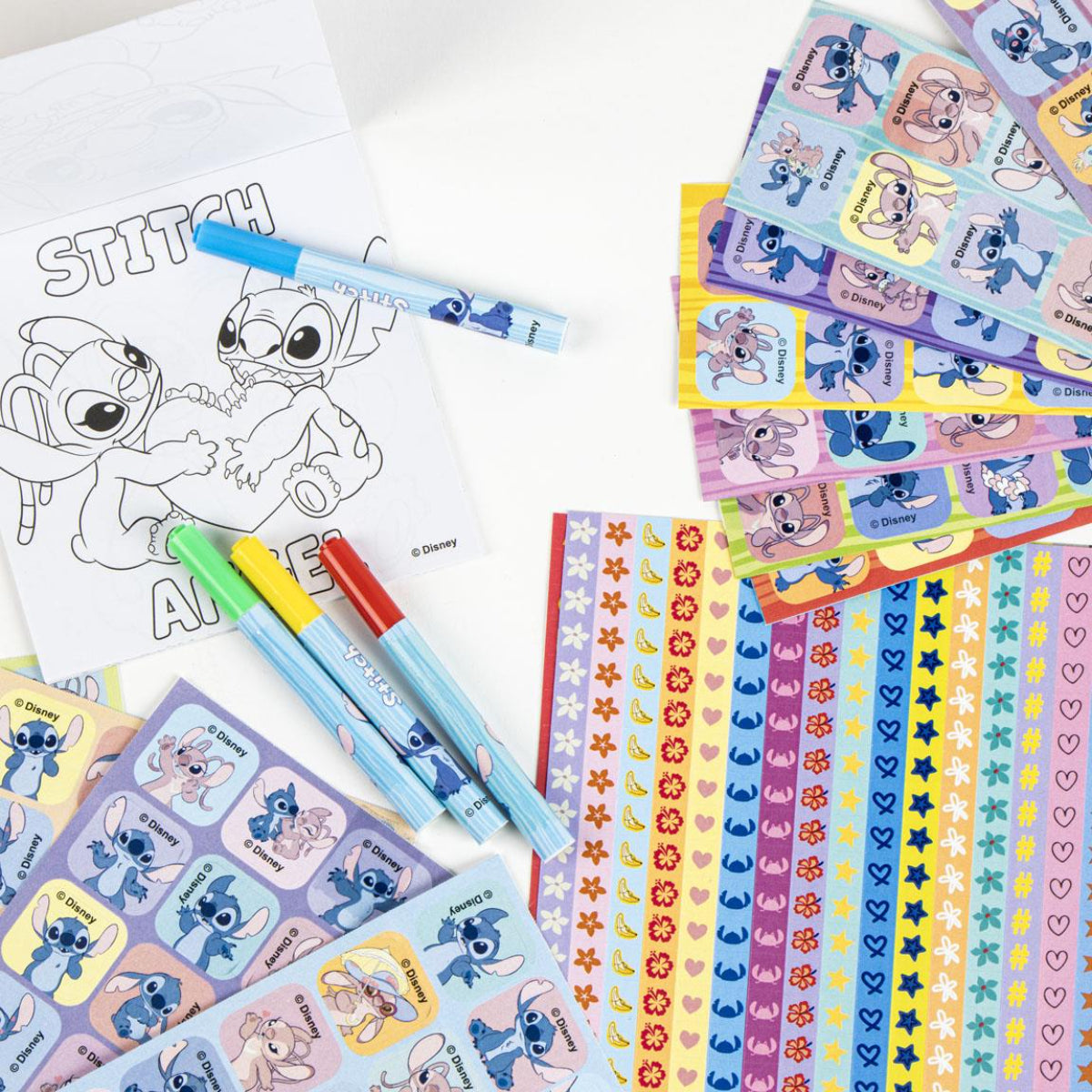 Lilo & Stitch StickerWorld Sticker Pack – Sticker Set & Schreibwaren für Schule & Kreativprojekte