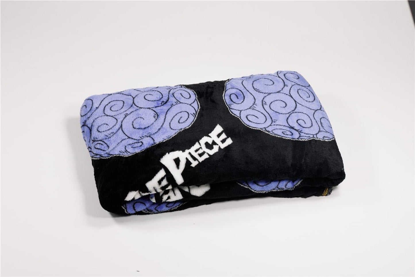 One Piece Sherpa Decke – Superweiche Kuscheldecke 110x150 cm für Anime-Fans