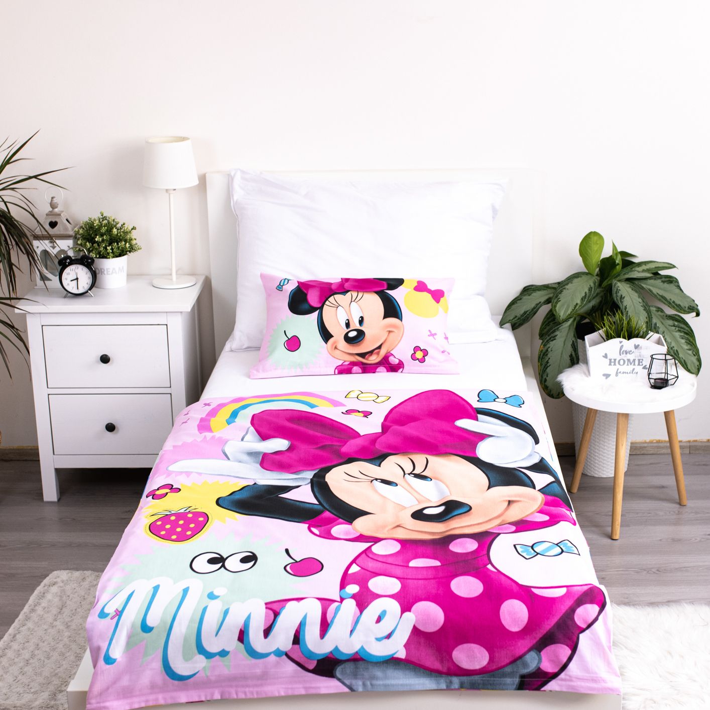 Disney Minnie Mouse Kinderbettwäsche – Bettbezug 100x135 cm & Kissenbezug 40x60 cm