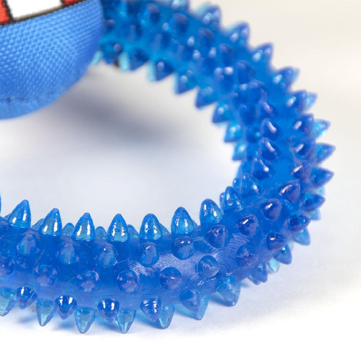 Captain America Hundespielzeug – Robuster Beißring mit Quietscher