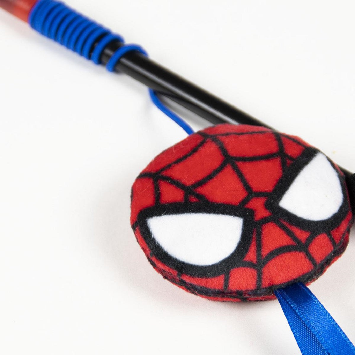 Spiderman Spielangel für Katzen – Fördert Bewegung & Jagdinstinkt