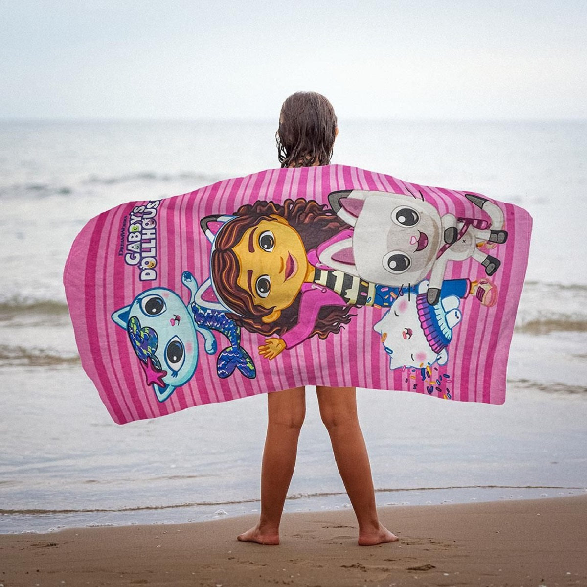 Gabby's Dollhouse Sommerset Strandtuch, Kappe und Tasche für Fans von Gabby's Dollhouse
