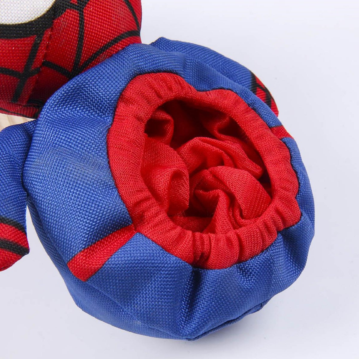 Spiderman Hundespielzeug – Weiches Kuscheltier mit integriertem Ball