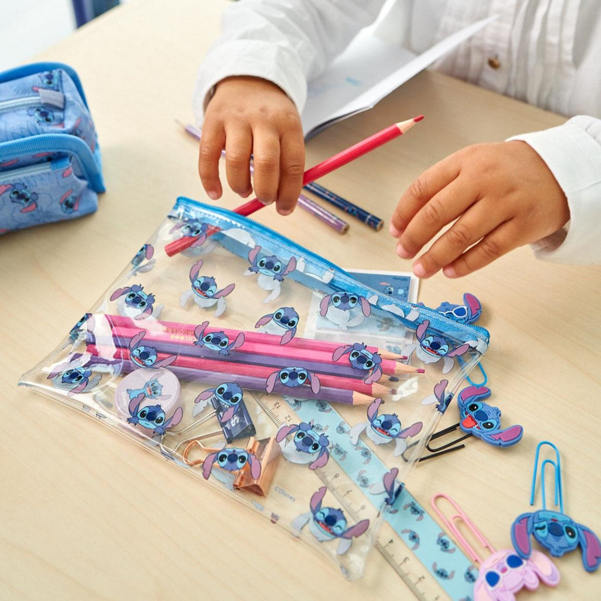 Lilo & Stitch Schul-Schreibwaren-Set – Kreatives Set für Kinder