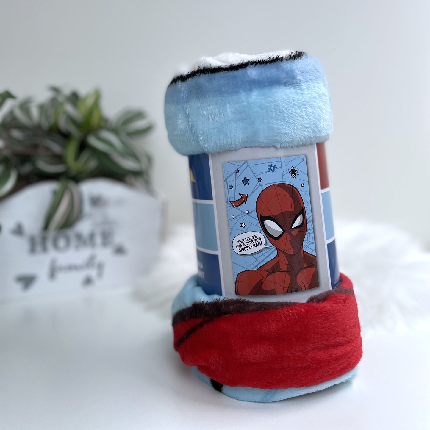 Spiderman Mikroflanelldecke 100x150 cm Kuscheldecke aus 100 % Polyester, Weich & Warm
