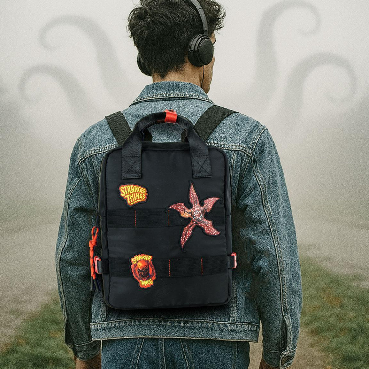 Stranger Things Daypack leichter Polyester Rucksack 21 x 27 x 10 cm