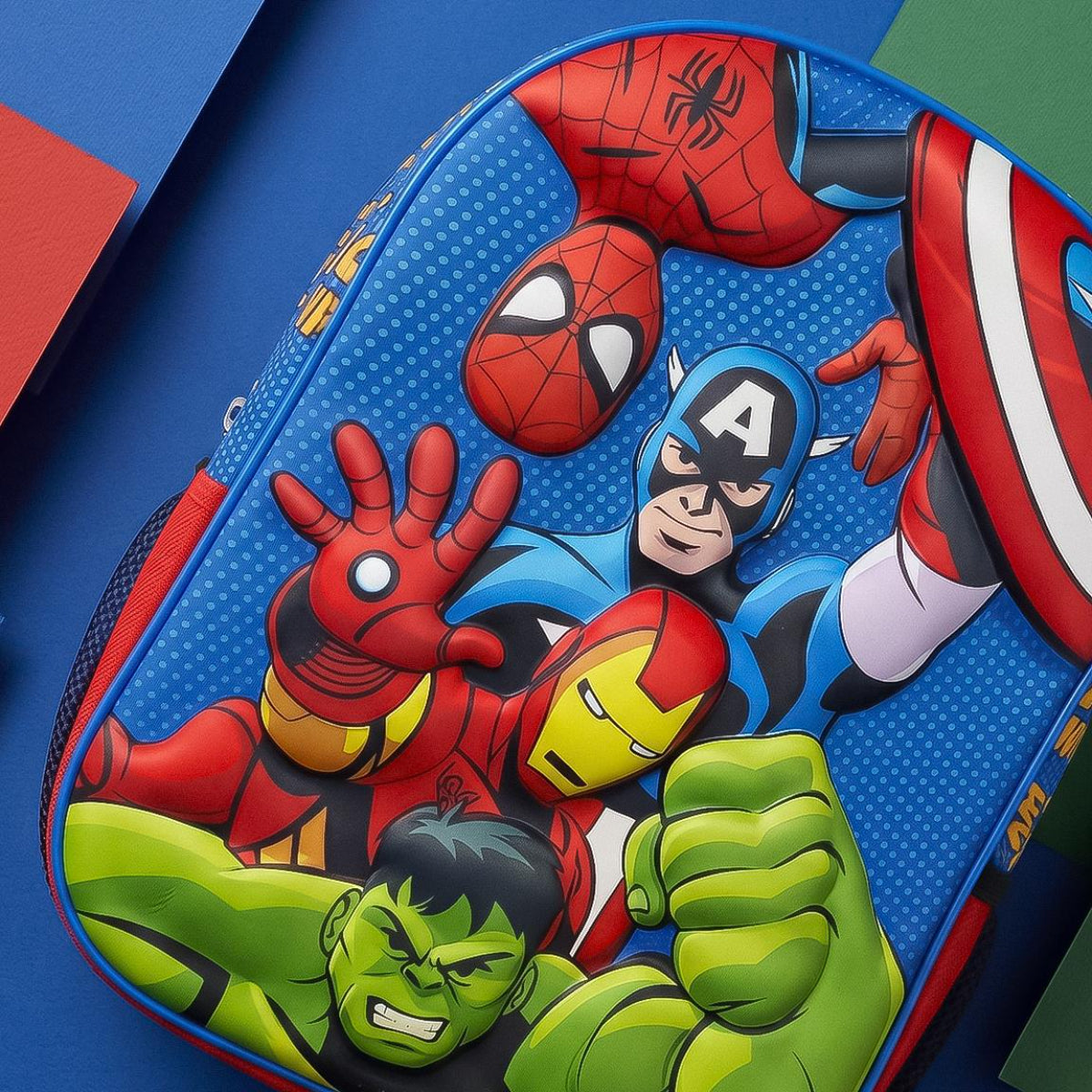 Avengers 3D Kinderrucksack für Kleinkinder leichter Rucksack für Alltag und Ausflüge
