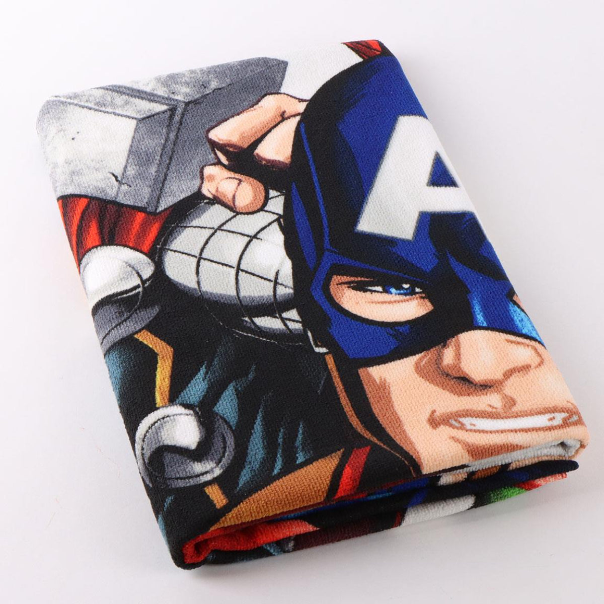 Marvel Avengers Polyester Strandtuch 70 × 140 cm 250 gsm für Urlaub und Schwimmbad