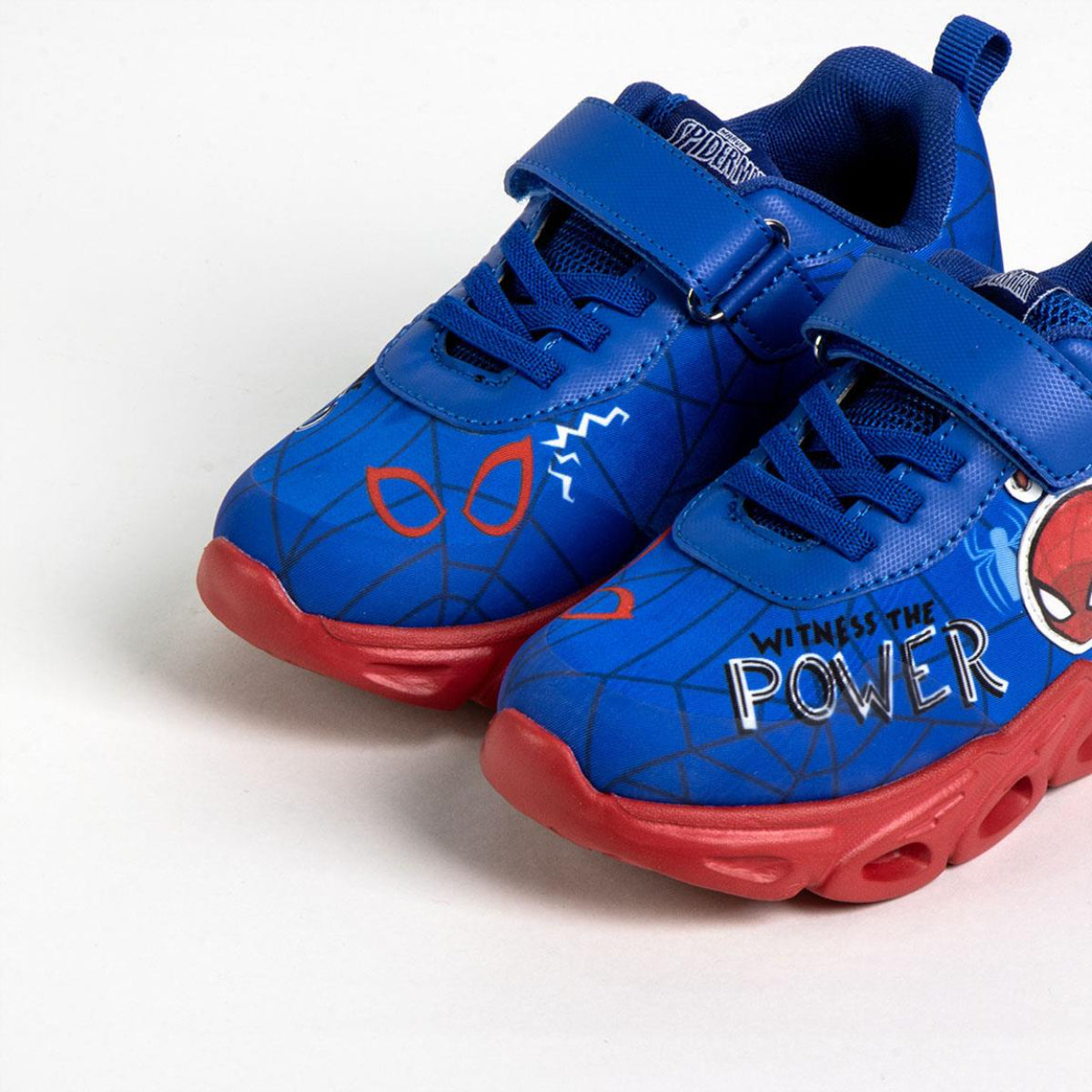 Marvel Spider Man Kinder Schuhe mit Licht Freizeitschuhe Sneaker