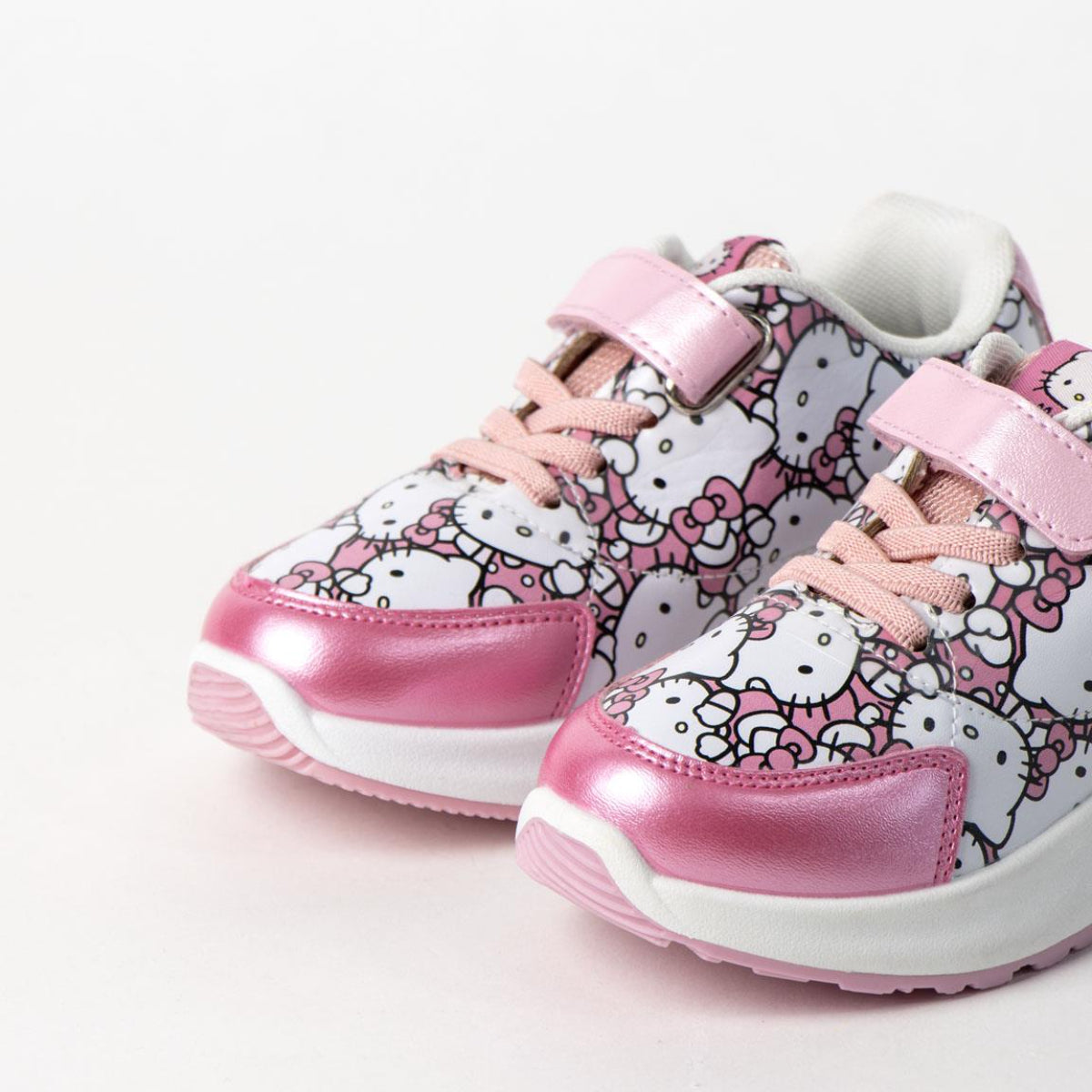 Hello Kitty Kinder Freizeitschuhe mit Licht Sportschuhe für Alltag und Freizeit