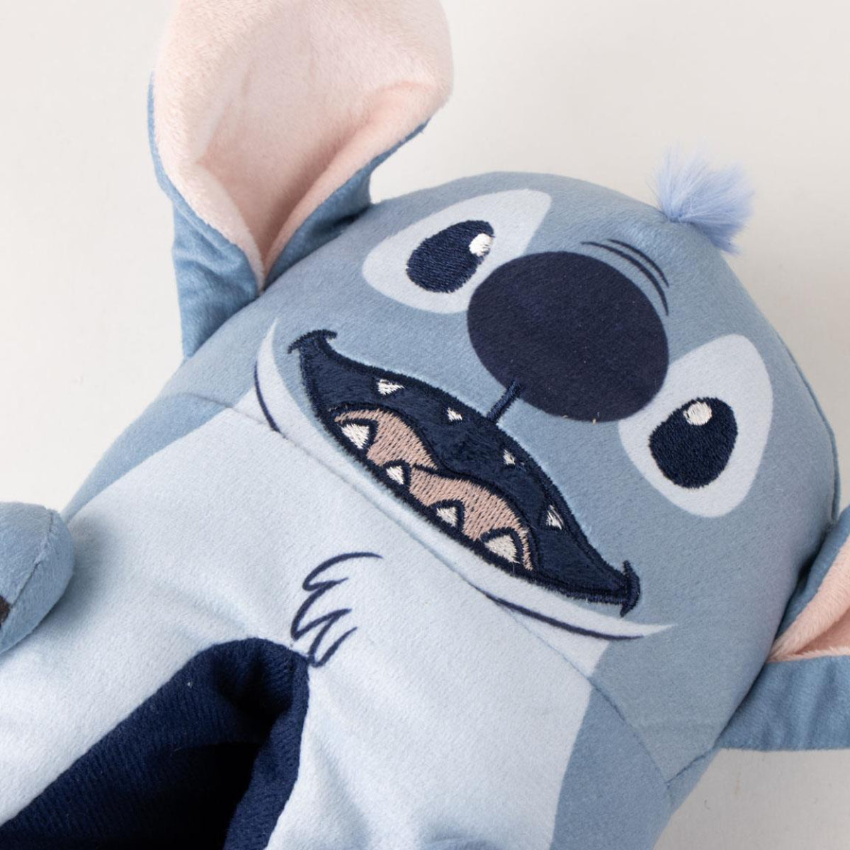 Disney Stitch Hausschuhe – 3D Hauspantoffeln weich & bequem