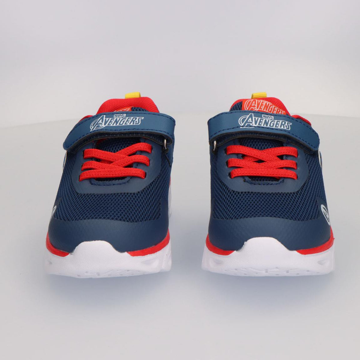 Marvel Avengers Kinder Schuhe mit Licht Sportschuhe Freizeitschuhe sportliche Schuhe