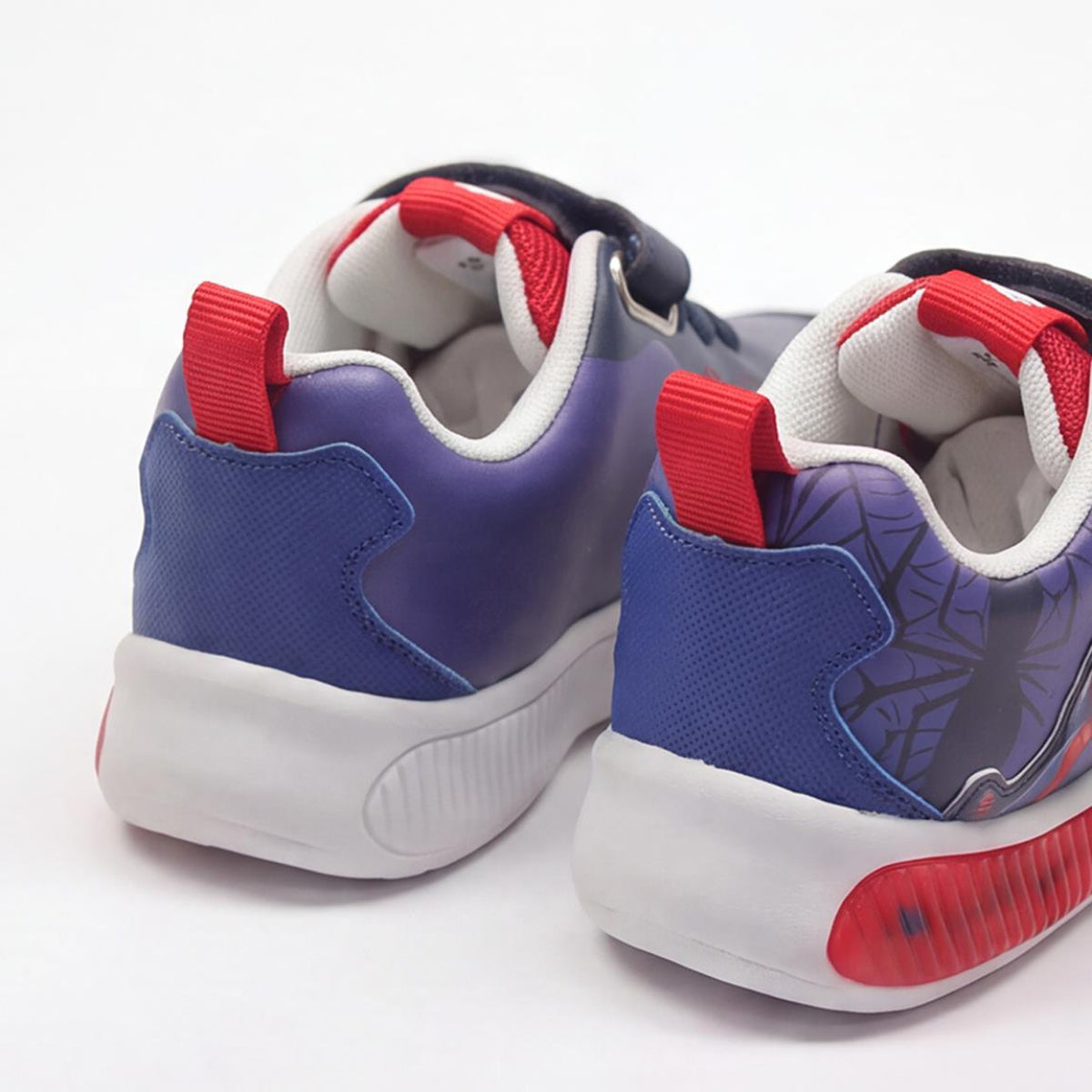 Marvel Spiderman Kinder Sneaker mit Licht Sportliche Schuhe für Schule Freizeit und Alltag