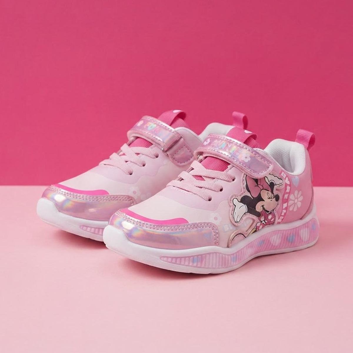 Disney Minnie Kinder Schuhe mit Lichteffekt Sneaker für Freizeit und unterwegs