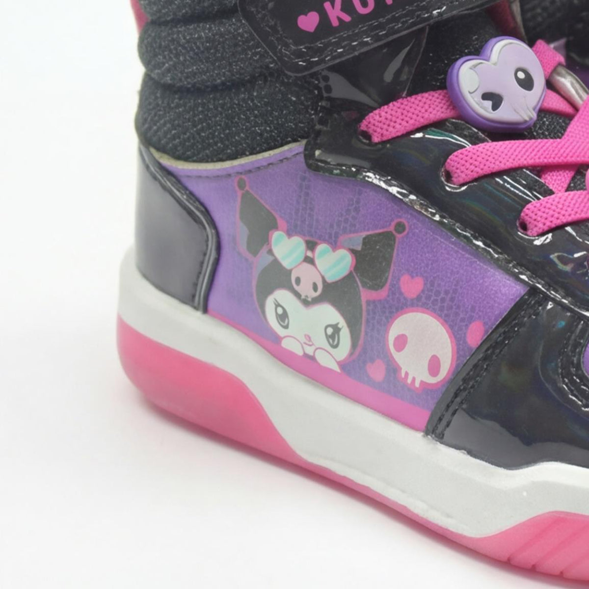 Kuromi Kinder Sportschuhe mit Licht im Basketball Stil Ideal für Spielen Ausflüge Schule