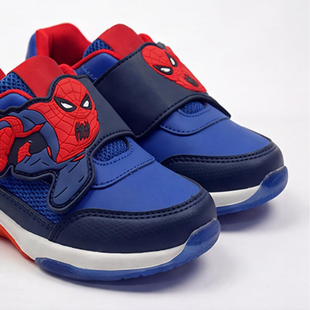 Marvel Spider-Man Kinder Schuhe Sneaker Leuchtschuhe für Alltag und Schultag