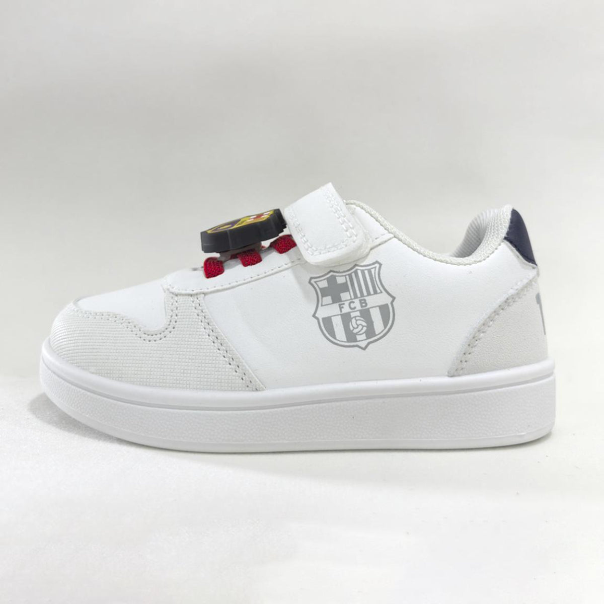 FC Barcelona Sportlich Kinder Sneaker Schuhe Ideal für Schule und Alltag