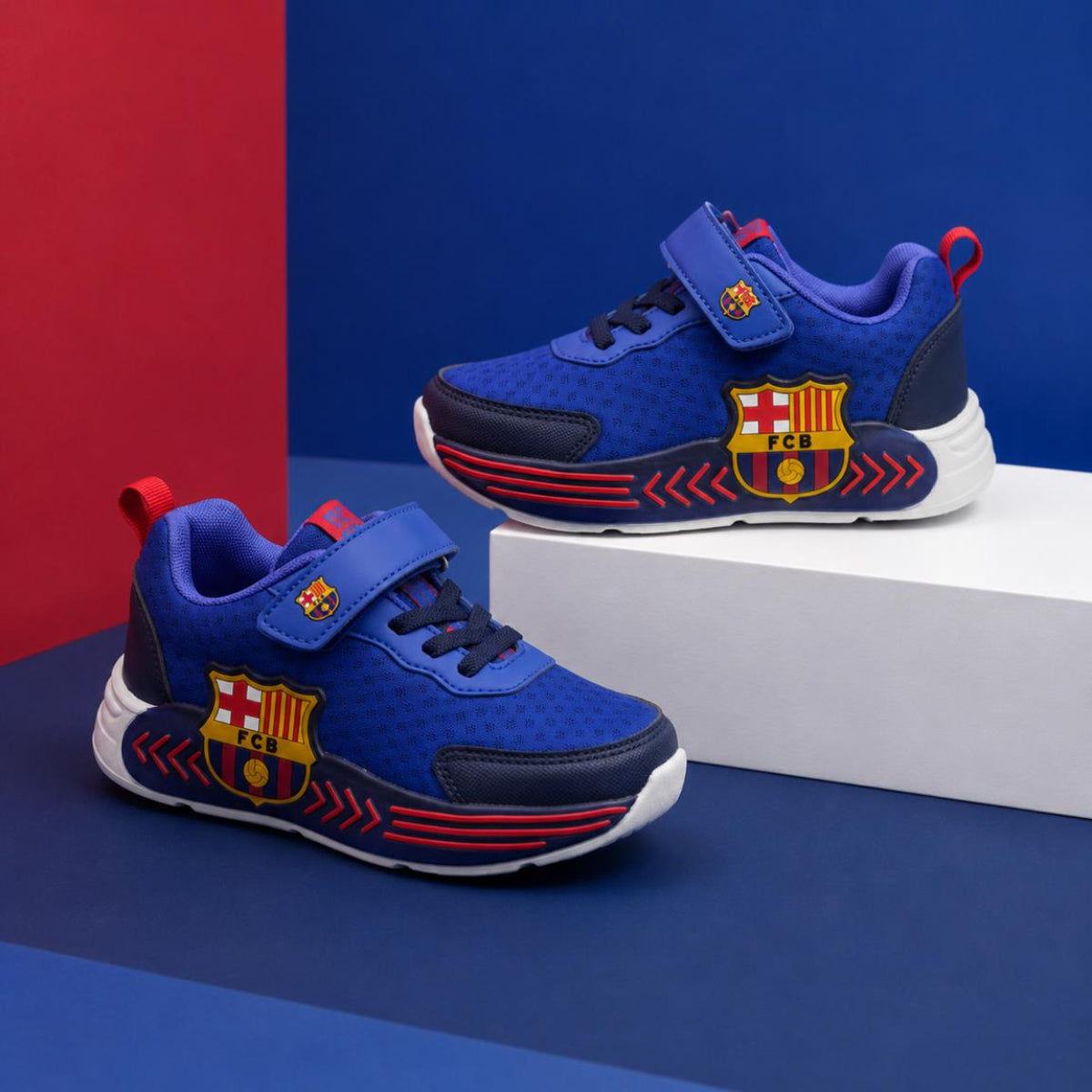 FC Barcelona Kinder Schuhe mit Lichteffekt für Schule und unterwegs