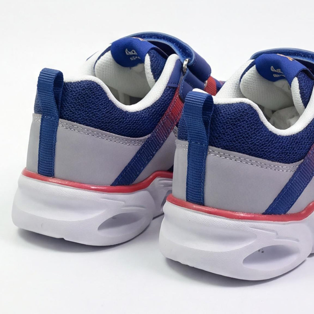 FC Barcelona Kinder Sneaker mit Licht Leichte Sportliche Schuhe für Schule Freizeit Alltag