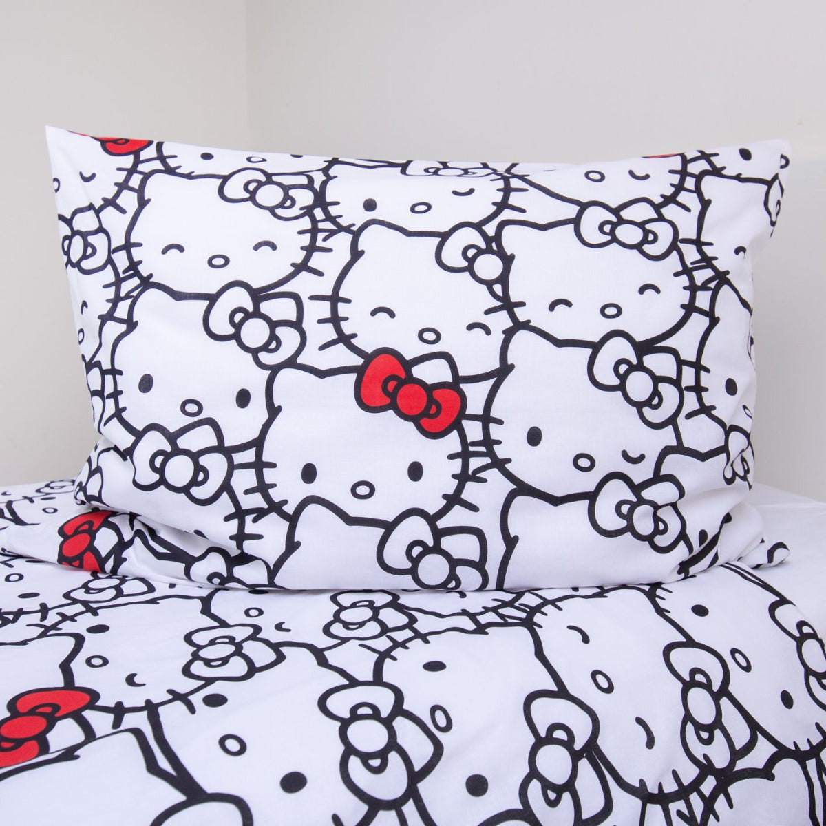 Hello Kitty Bettwäsche aus 100% Baumwolle 140x200 cm 70x90 cm