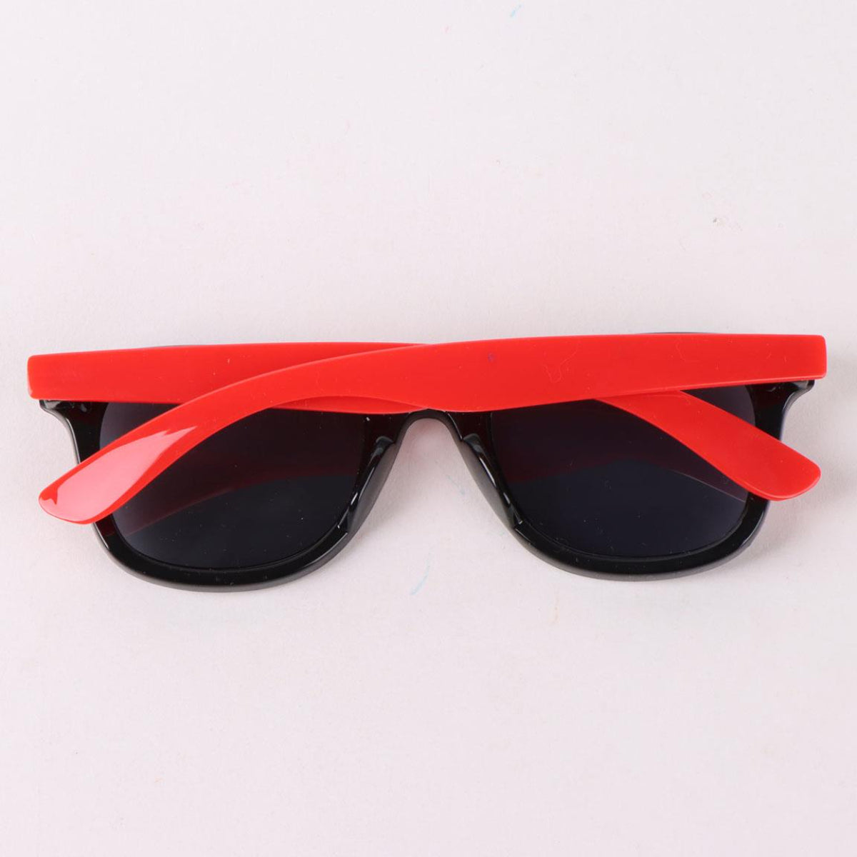 Spider-Man Kinder Sonnenbrille mit Etui und Aufbewahrungshülle für Schule und Freizeit