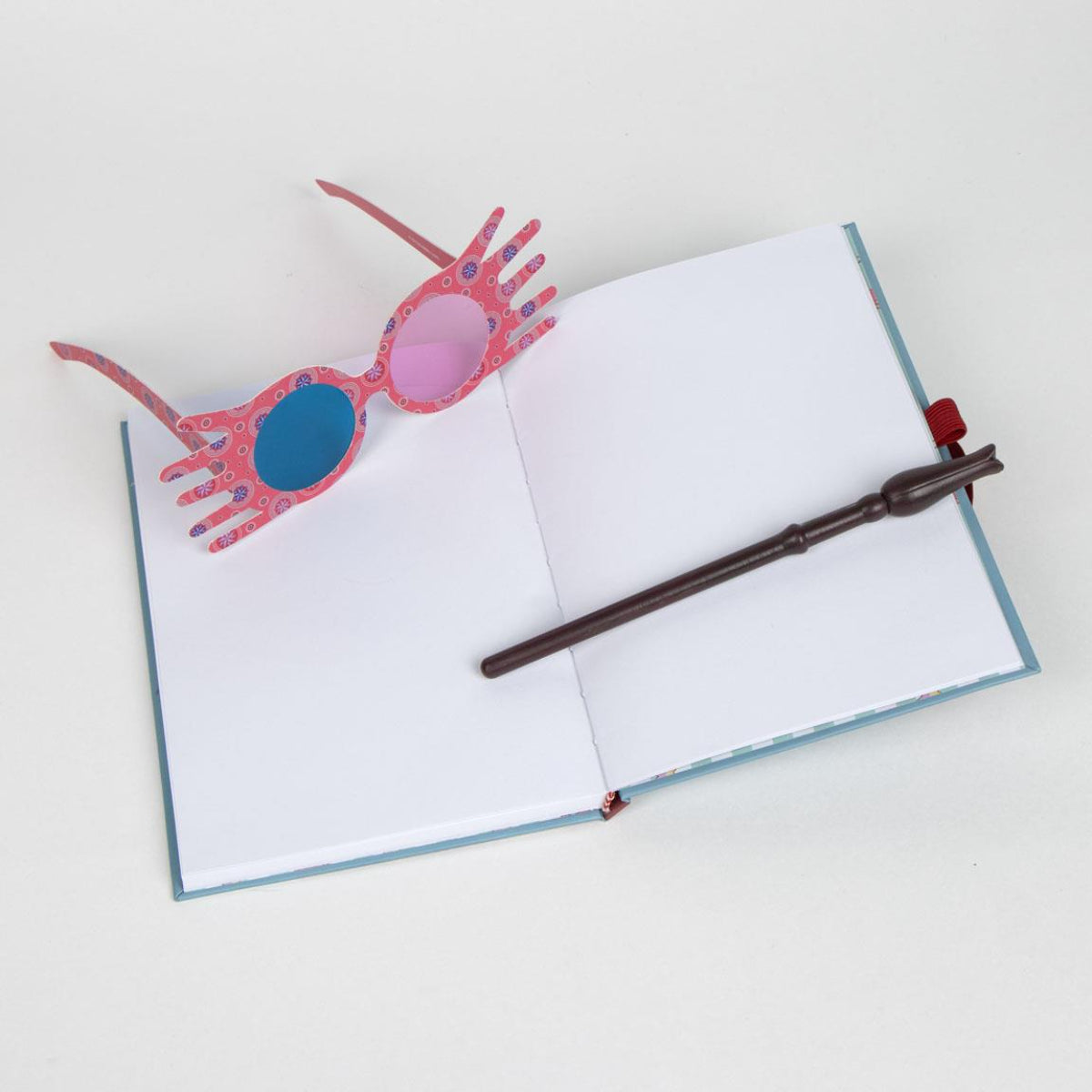 Harry Potter Schreibwaren-Set Luna Lovegood Set mit Brille, Notizbuch & Stift