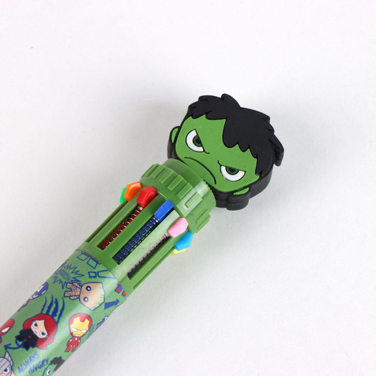 Marvel Avengers Pen für Hausaufgaben Freizeit und Schreibtisch