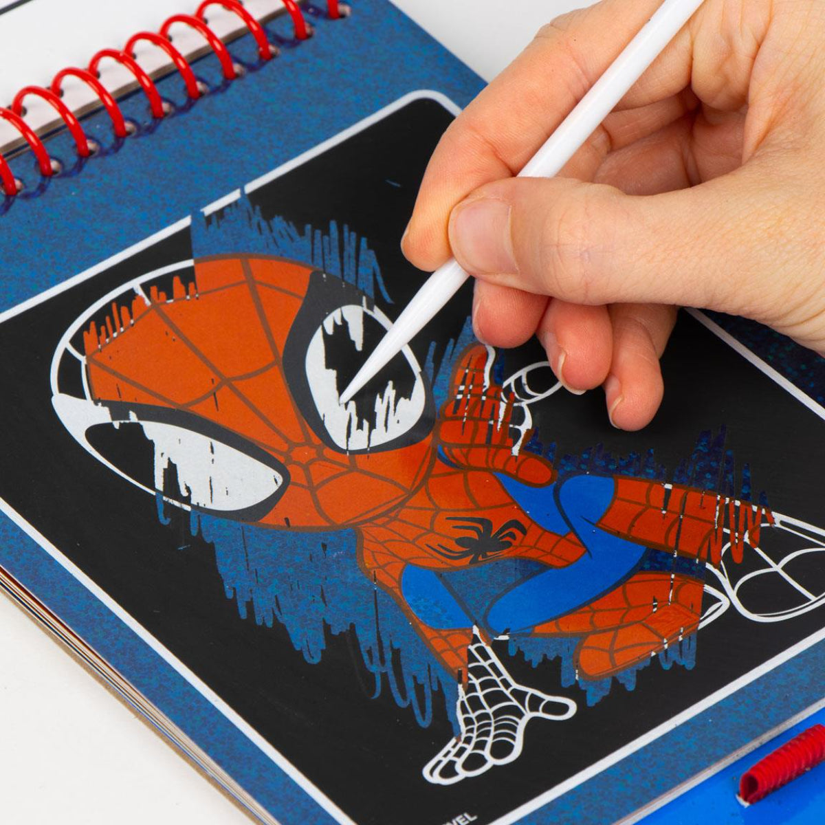 Spiderman Kreativset Scratch Book Kratzbilder & Zeichenspaß