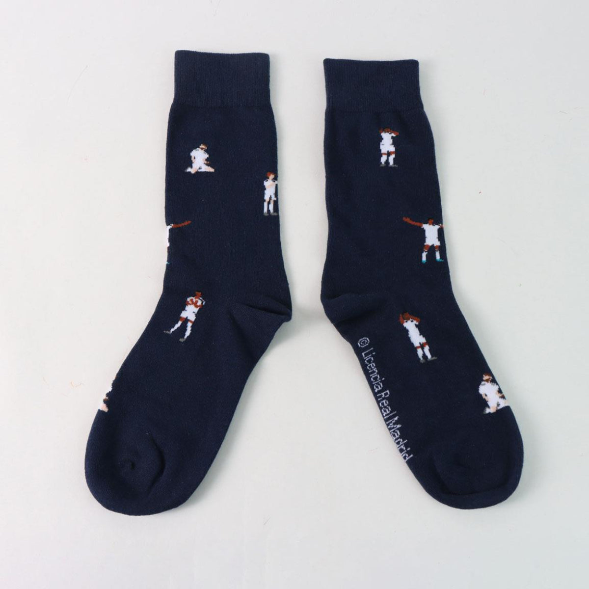 Real Madrid Kinder Socken Set aus Baumwolle im Mehrfachpack für Alltag Schule und Freizeit