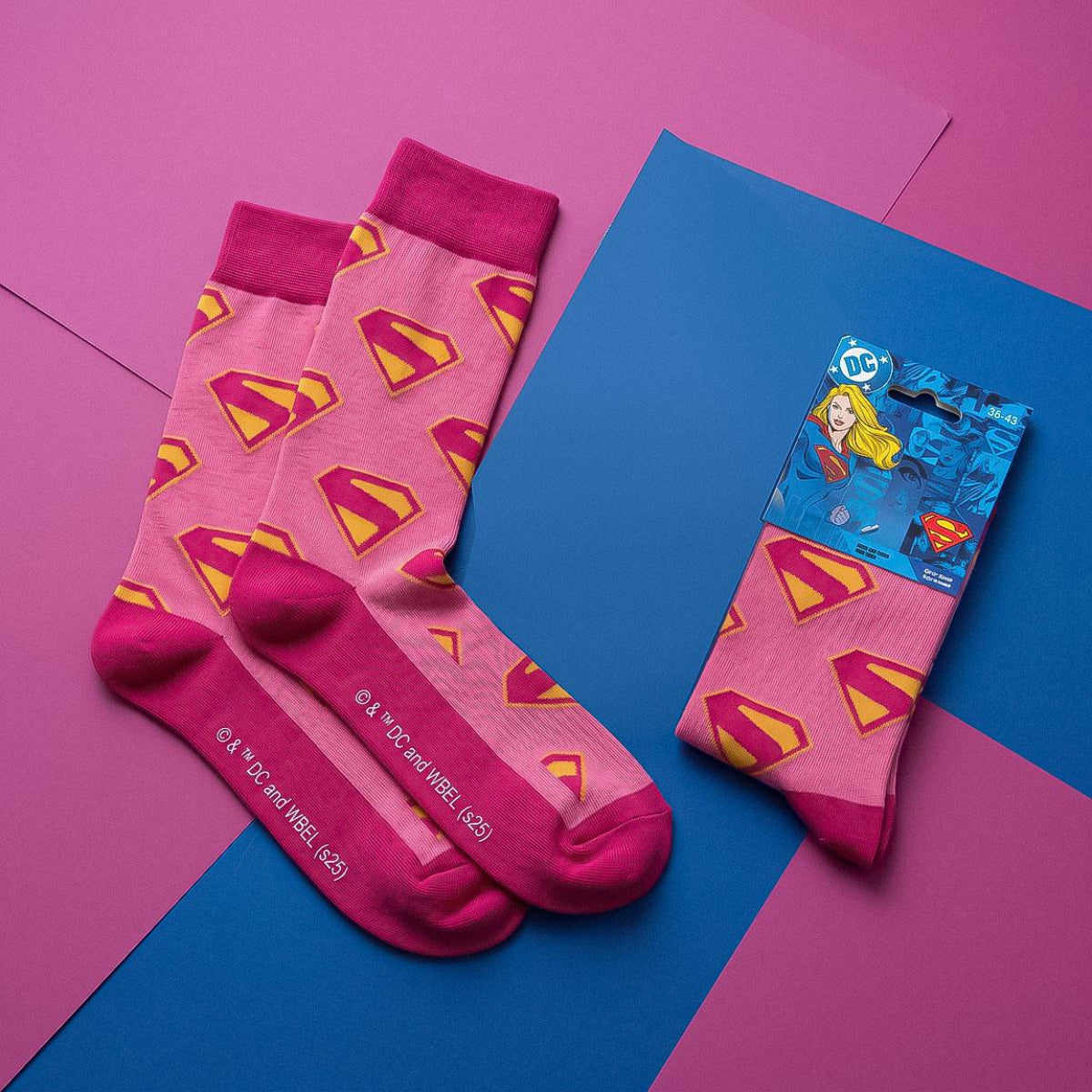 Superman Supergirl Erwachsenen Socken für Alltag Reisen und Zuhause