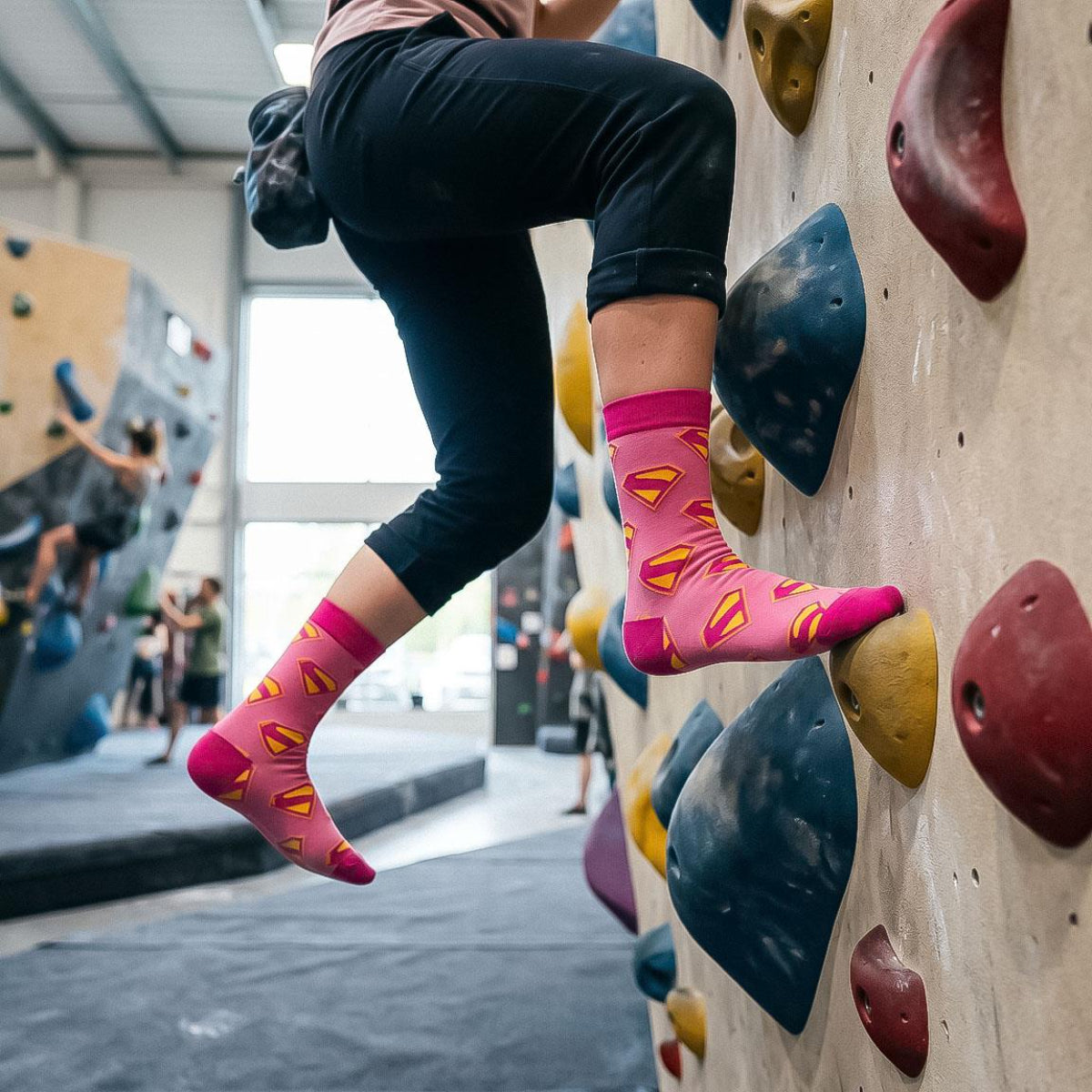Superman Supergirl Socken für Erwachsene im praktischen 3er Set