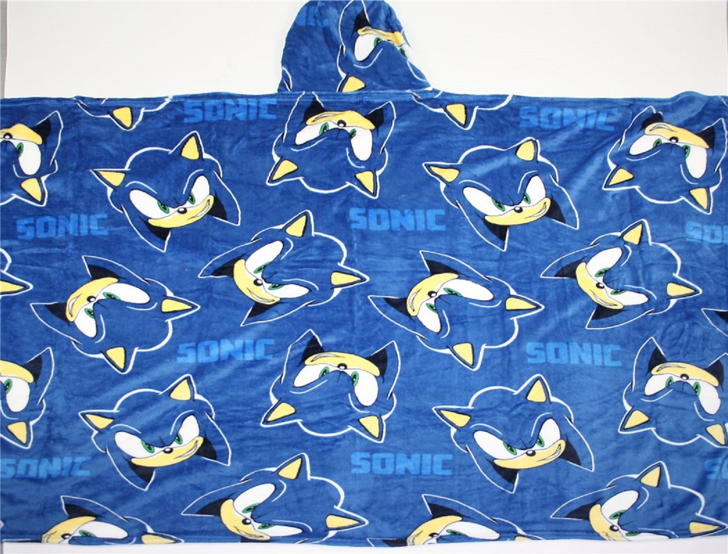 Sonic Kuscheldecke mit Kapuze für Kinder – weich & wärmend – 120x150 cm