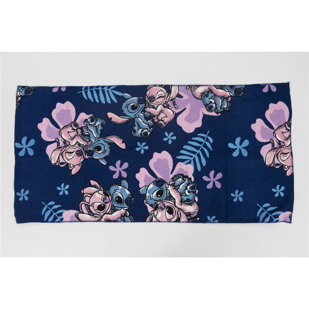 Disney Stitch Bade Set für Kinder mit weichem Bademantel Handtuch Handschuhe