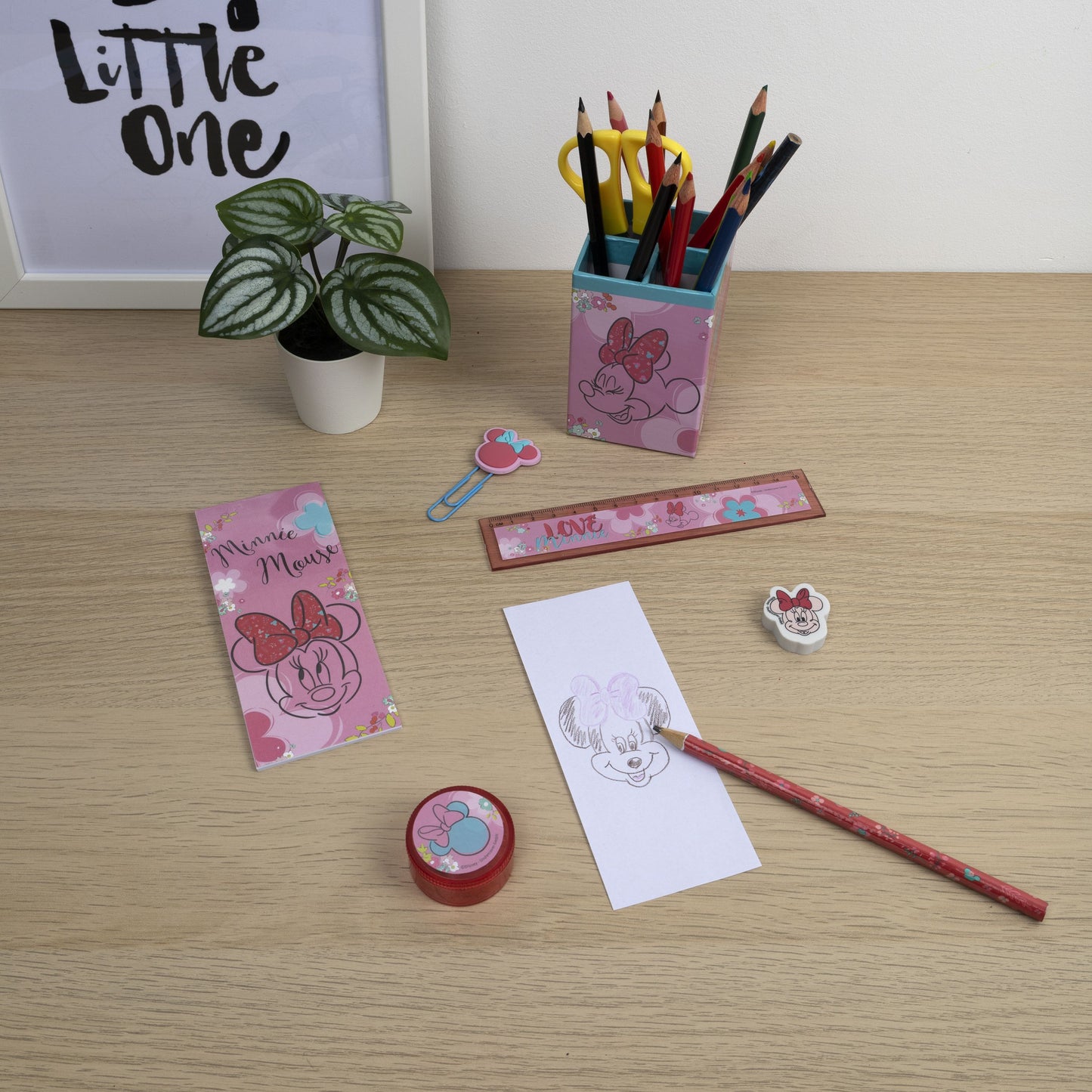Disney Minnie Mouse Gefüllter Stifthalter – 7-teiliges Set für kreative Kinder