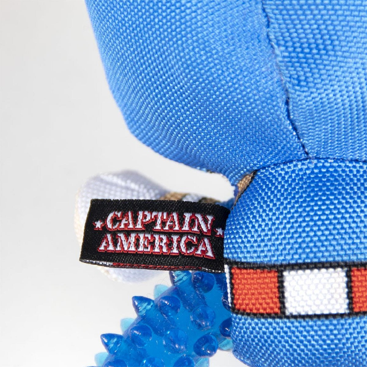 Captain America Hundespielzeug – Robuster Beißring mit Quietscher