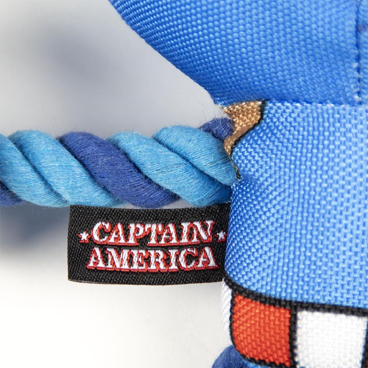 Captain America Hundespielzeug – Zahnpflege & Spielspaß in einem