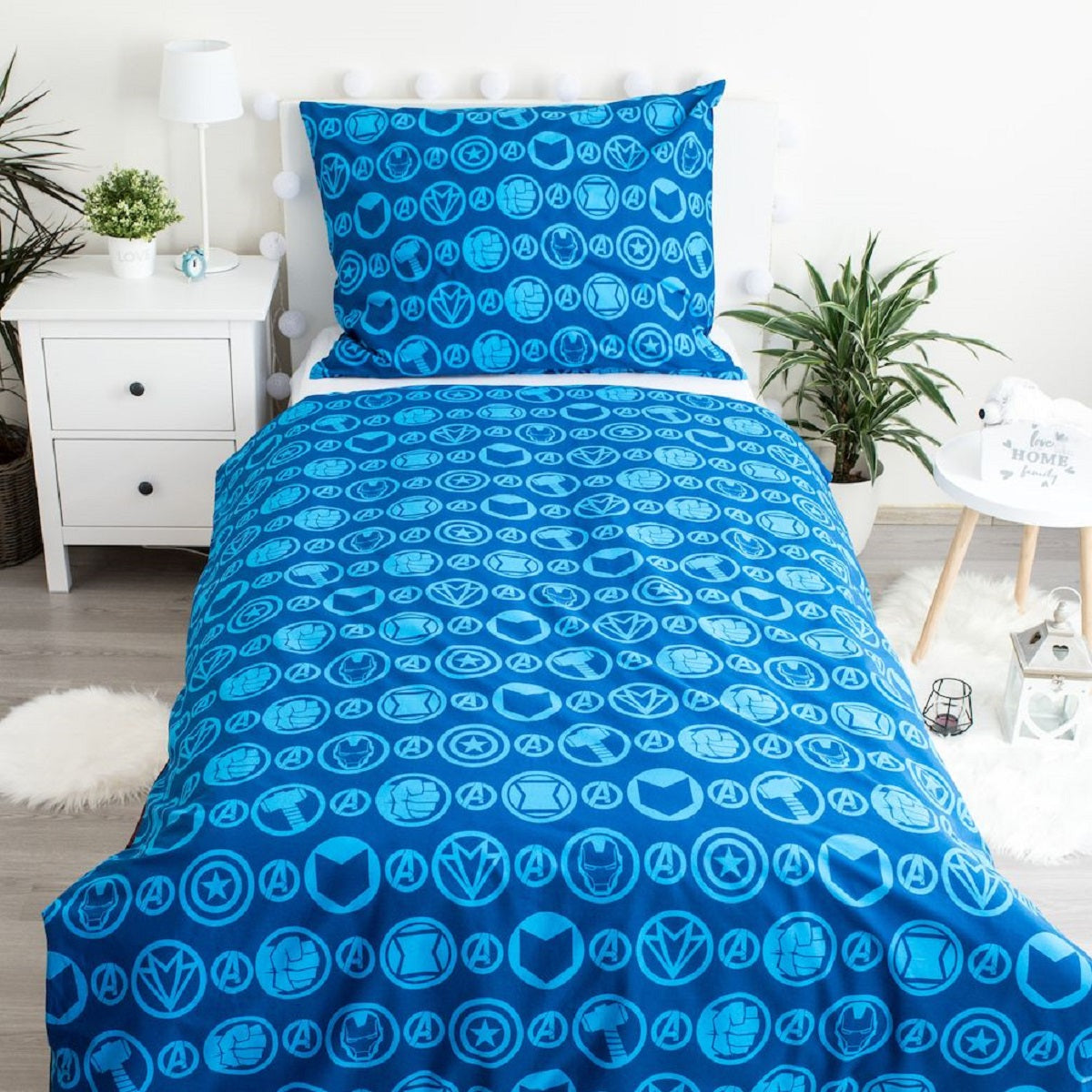 Marvel Avengers Bettbezug 140x200 cm & Kissenbezug 70x90 cm – Bettwäsche-Set mit Leuchteffekt
