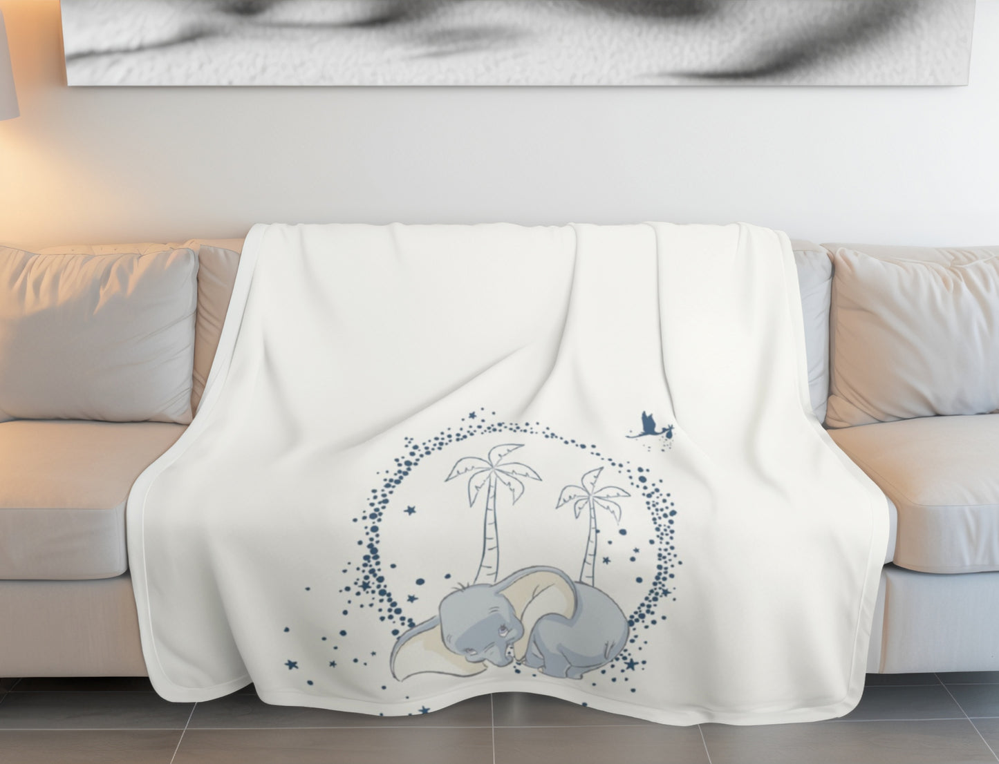 Disney Dumbo Flanelldecke 150x110 cm Kuschelige Decke aus weichem Flanell für Kinder