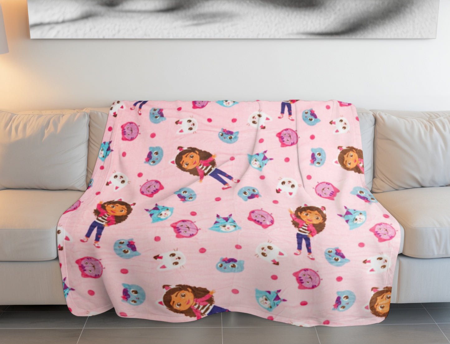 Gabby's Dollhouse Flanell Decke 110x150 cm – Kuschelige Decke für Kinderzimmer und Fans