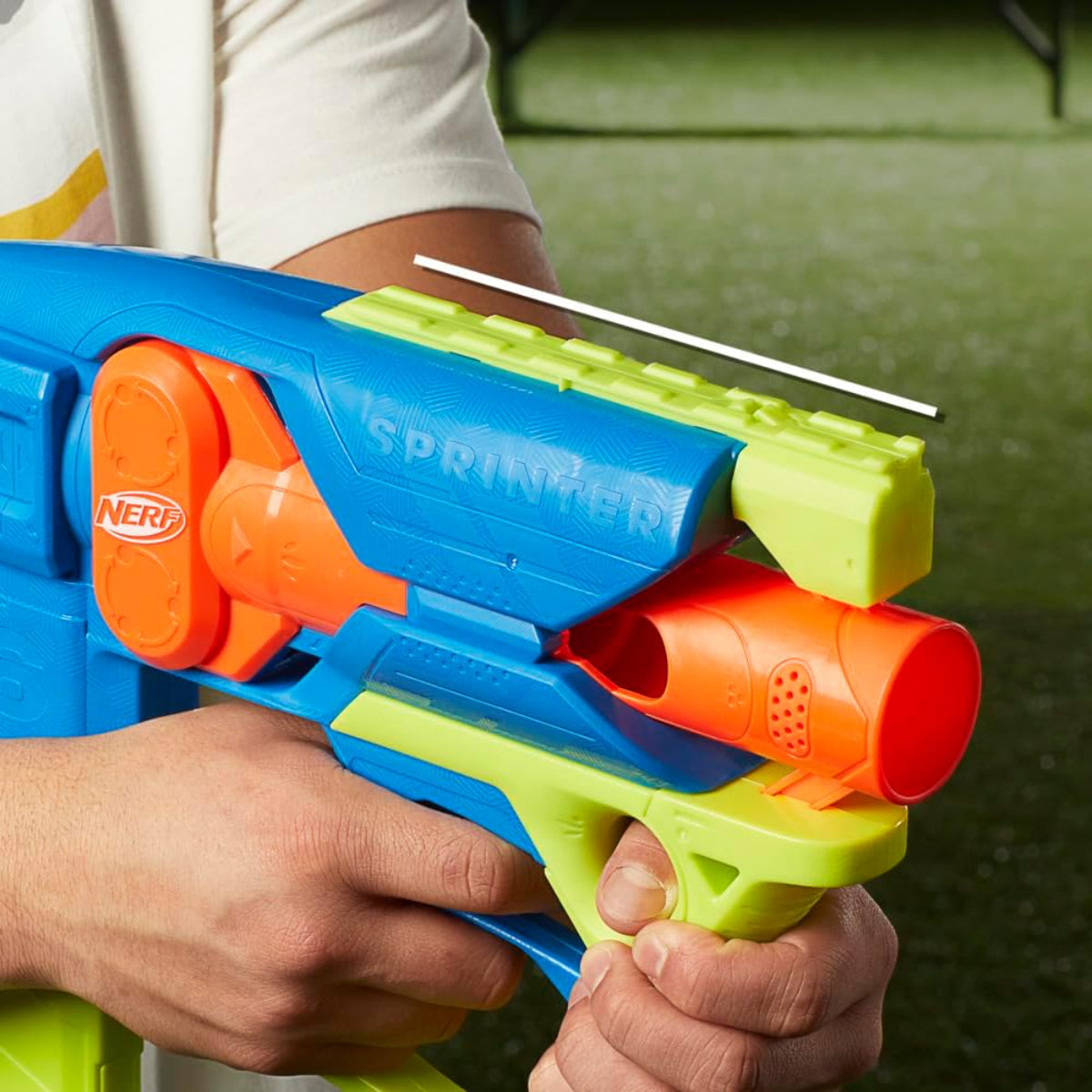 Nerf Series Sprinter Blaster mit Motorfunktion Magazin und Schiene für Zubehör