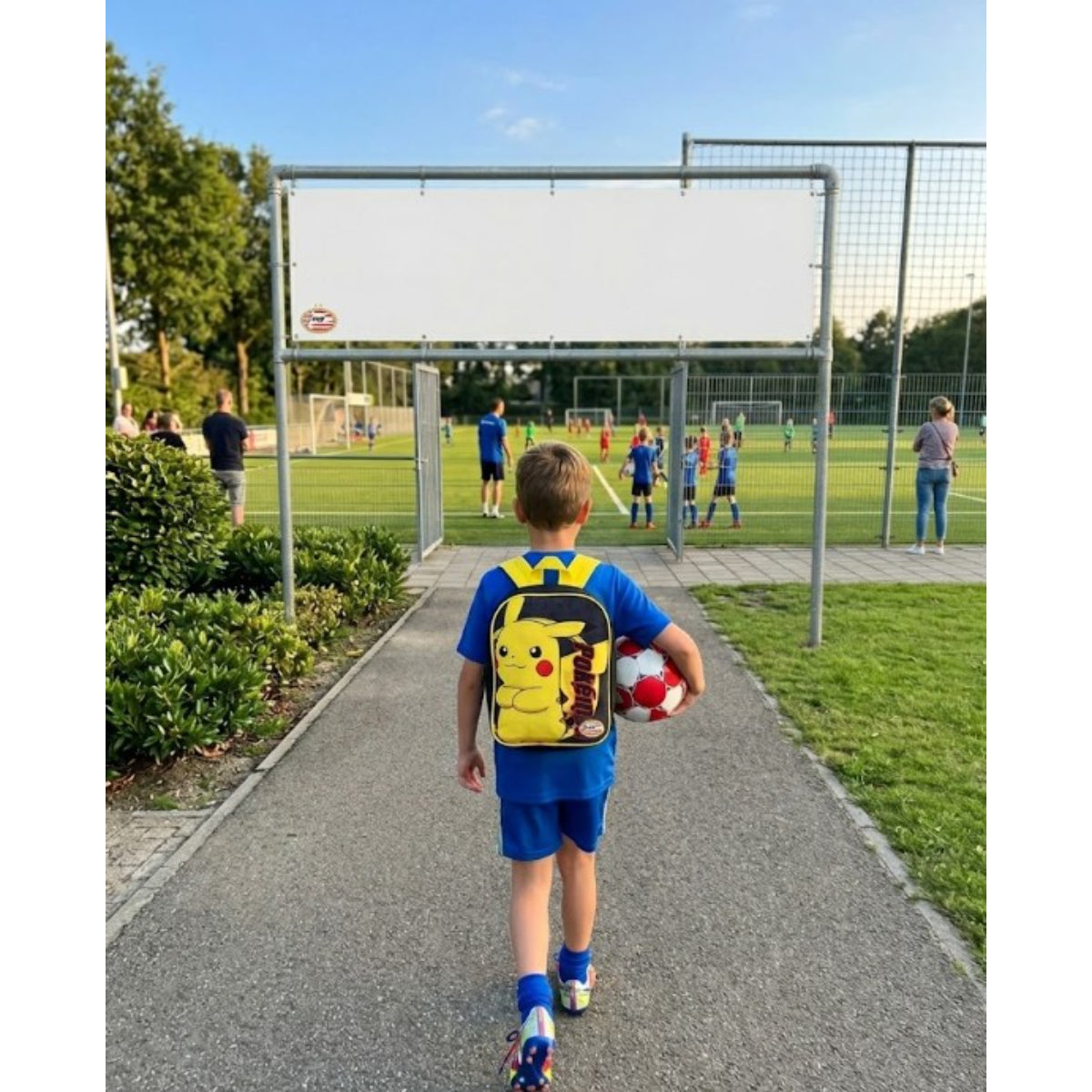 Pokémon Pikachu Kinder Rucksack 25 cm für Kindergarten Freizeit Ausflüge und Alltag