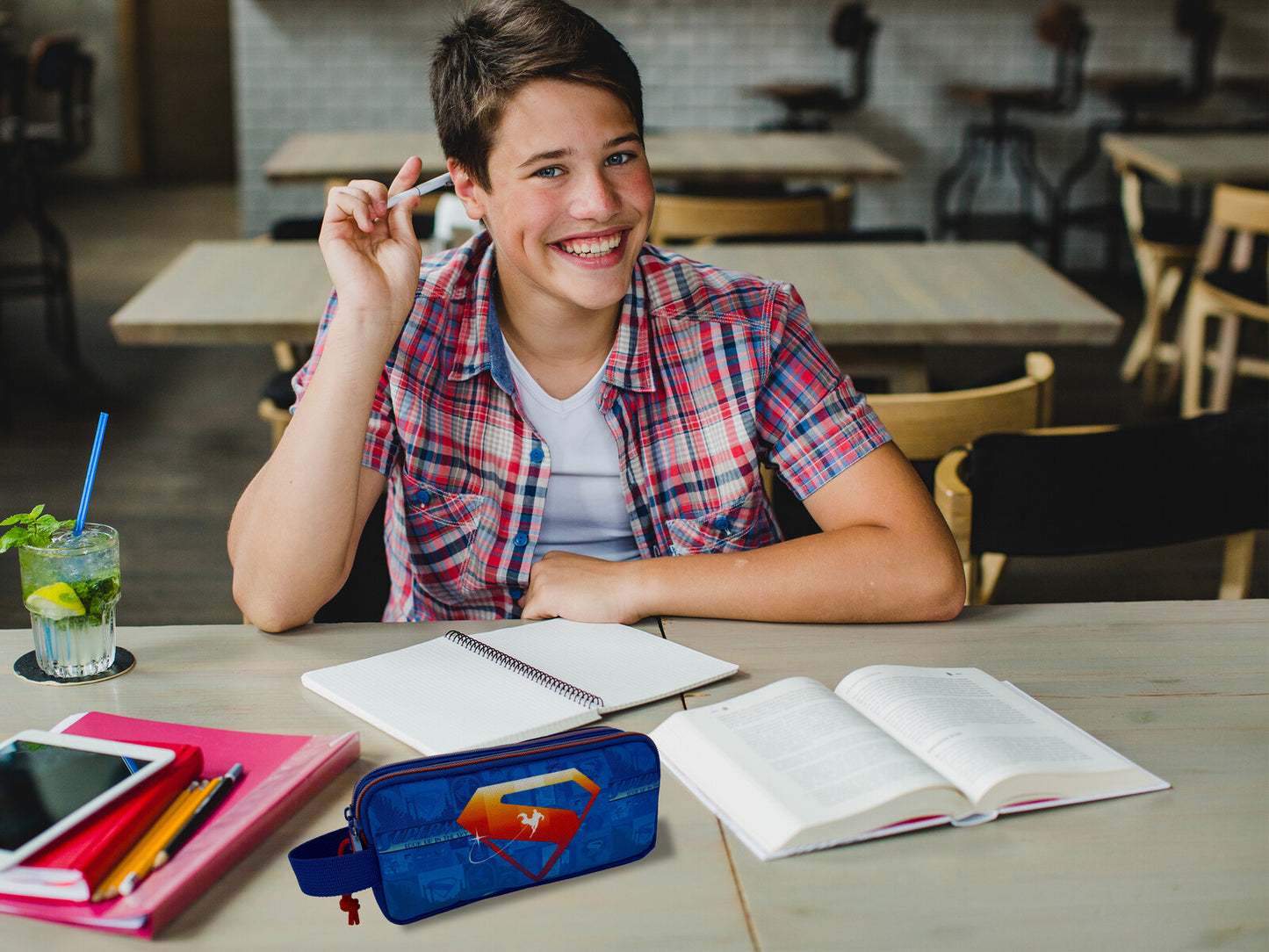 Superman Mäppchen Doppel Etui Federmäppchen für Schule und Alltag